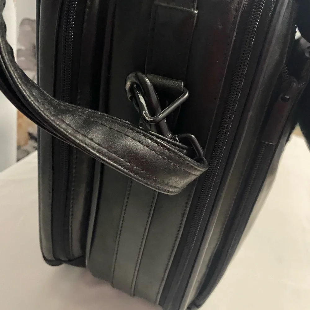 Men’s Black Leather Calise Briefcase